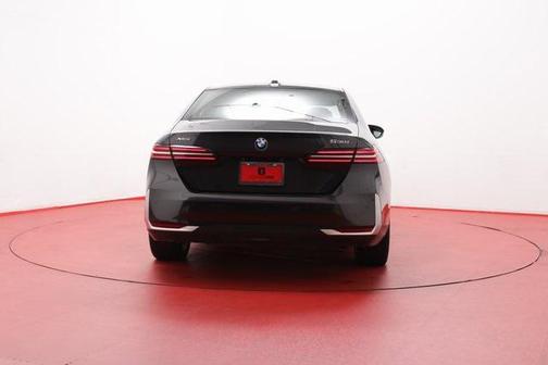 2024 BMW 530 i