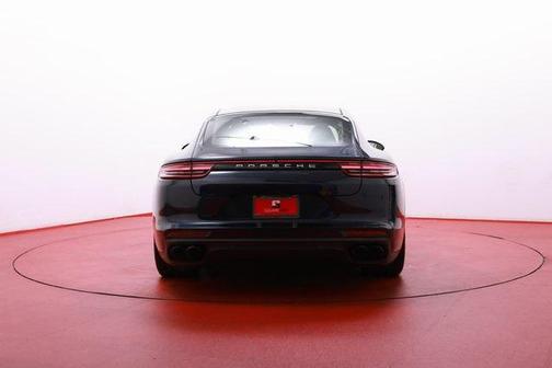 2017 Porsche Panamera 4S