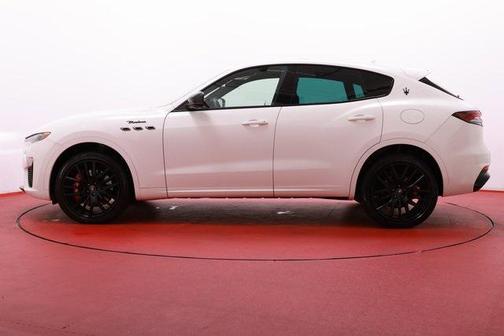 2022 Maserati Levante Modena