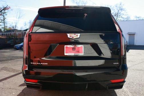 2023 Cadillac Escalade ESV Sport