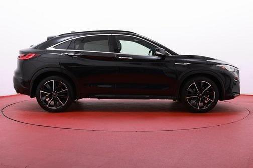 2022 INFINITI QX55 LUXE