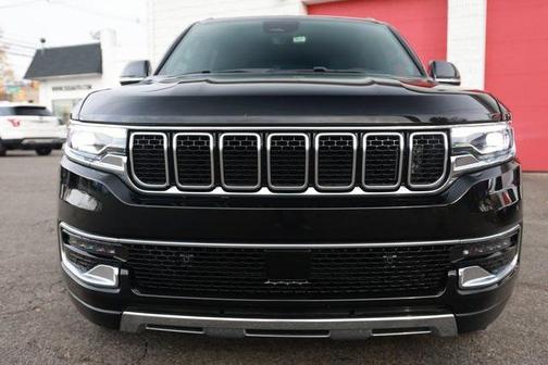 2024 Jeep Wagoneer L Series III 4x4