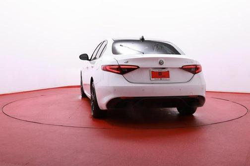 2022 Alfa Romeo Giulia Veloce