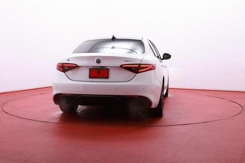 2022 Alfa Romeo Giulia Veloce
