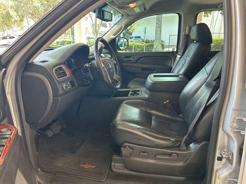2013 Chevrolet Suburban 1500 LS