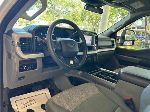 Oxford White 2024 Ford F-350 XLT