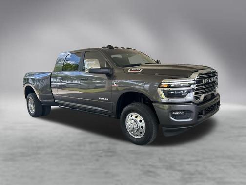 Granite Crystal Clearcoat Metallic 2025 RAM 3500 Laramie