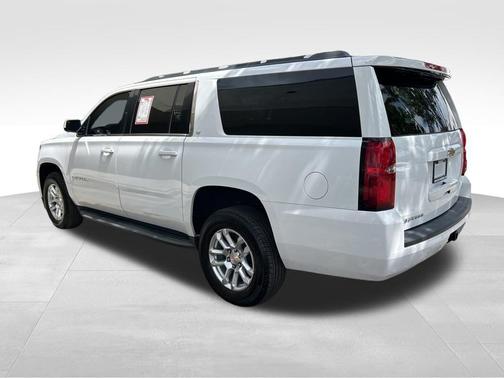 Summit White 2019 Chevrolet Suburban LT