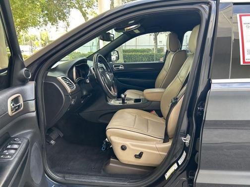 2015 Jeep Grand Cherokee Laredo