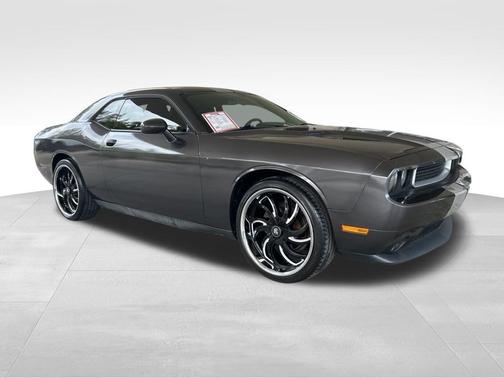 2014 Dodge Challenger SXT