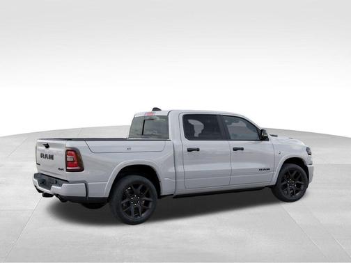 Bright White Clearcoat 2026 RAM 1500 Laramie