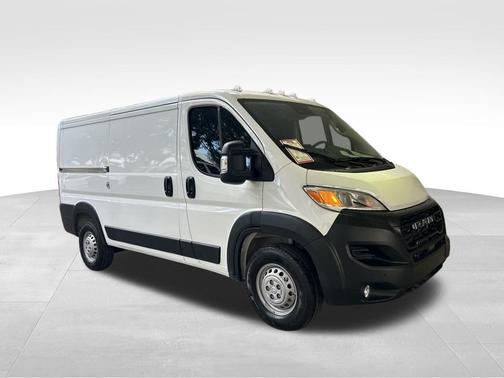 2025 RAM ProMaster 2500 Base