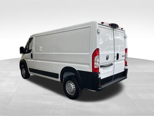 2025 RAM ProMaster 2500 Base