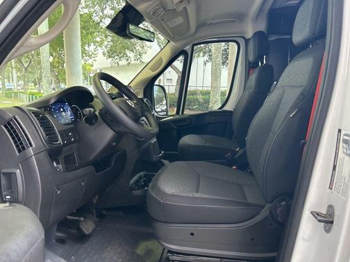 2025 RAM ProMaster 2500 Base
