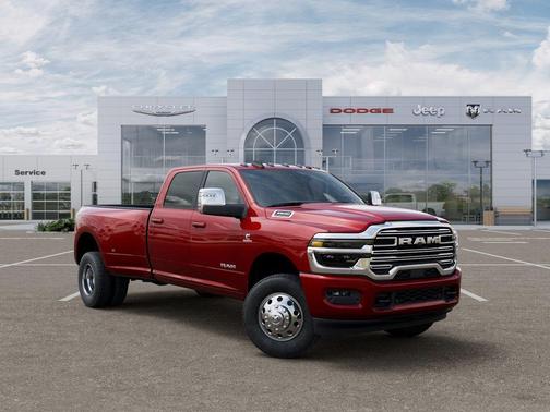 Molten Red Pearlcoat 2026 RAM 3500 Laramie