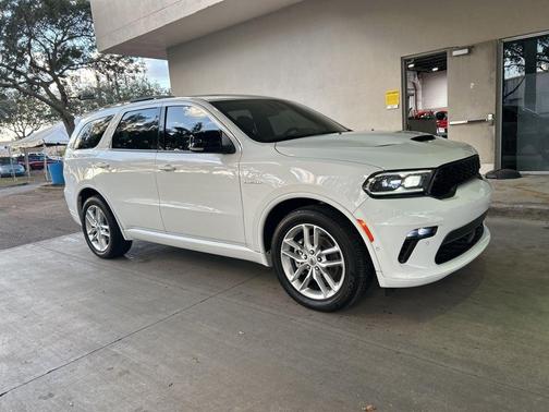 White Knuckle Clearcoat 2023 Dodge Durango R/T