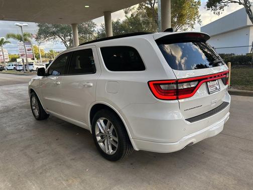 White Knuckle Clearcoat 2023 Dodge Durango R/T