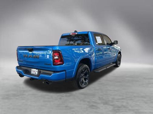Hydro Blue Pearlcoat 2025 RAM 1500 Big Horn/Lone Star