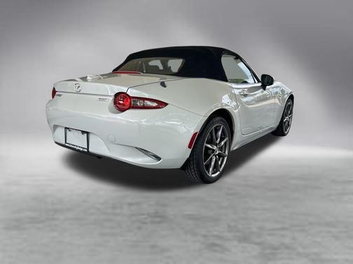 Ceramic 2016 Mazda MX-5 Miata Grand Touring