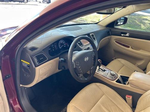 2012 Hyundai Genesis 3.8