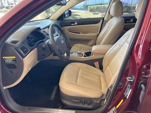 2012 Hyundai Genesis 3.8