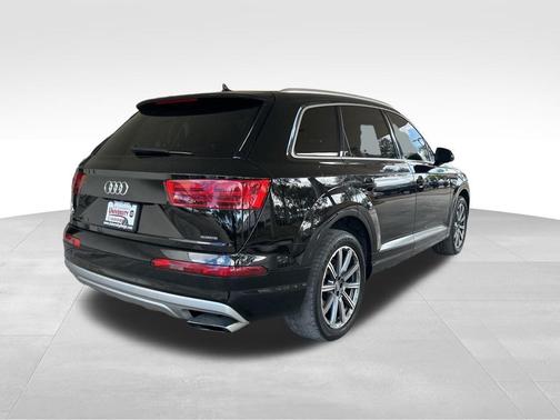 2018 Audi Q7 2.0T Premium Plus