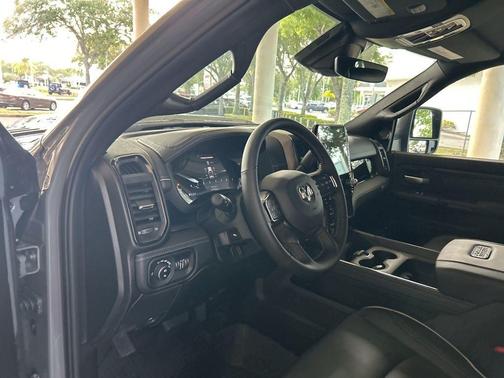 2025 RAM 2500 Rebel/Power Wagon