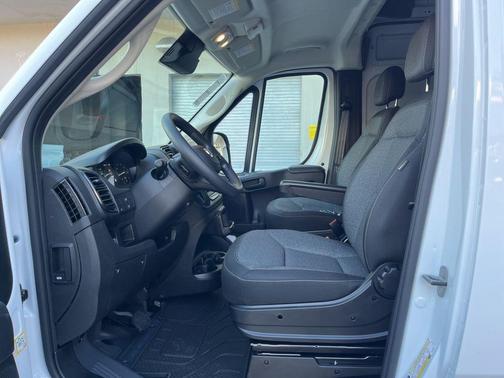 2025 RAM ProMaster 2500 High Roof