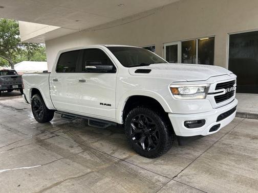 2022 RAM 1500 Laramie