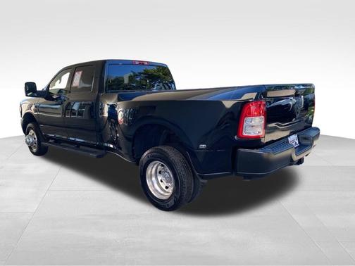 2023 RAM 3500 Tradesman