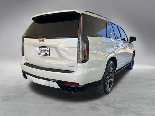 Crystal White Tri-Coat 2024 Cadillac Escalade V-Series