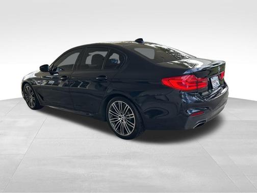 2019 BMW 530 i