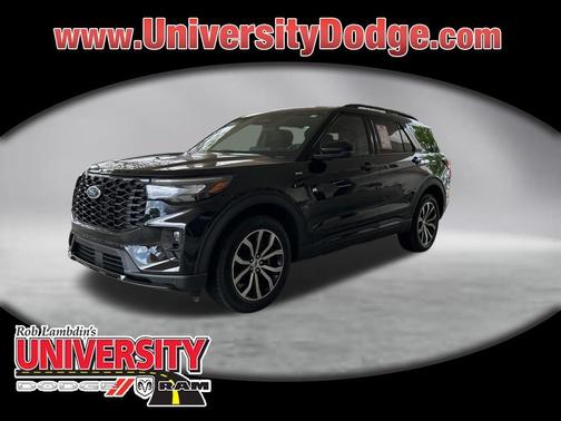 Black Metallic 2025 Ford Explorer ST-Line