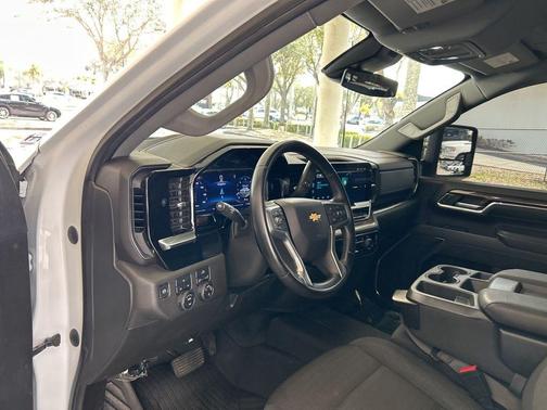 2024 Chevrolet Silverado 2500 LT