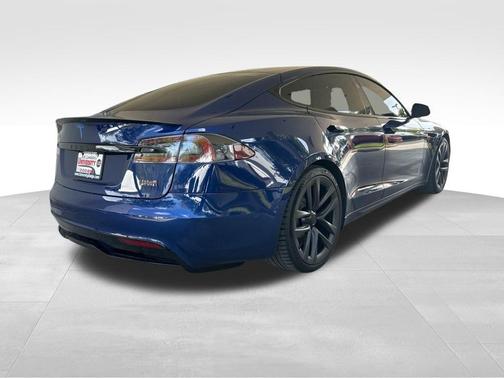 2022 Tesla Model S Plaid