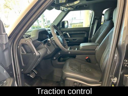 2023 Land Rover Defender 110 V8