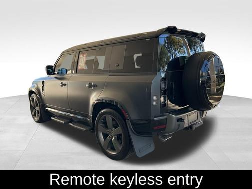 2023 Land Rover Defender 110 V8