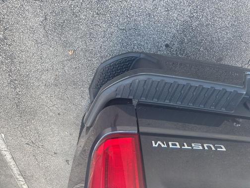 2022 Chevrolet Silverado 1500 Limited Custom