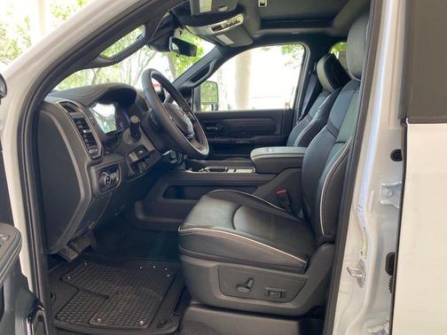 2025 RAM 2500 Limited