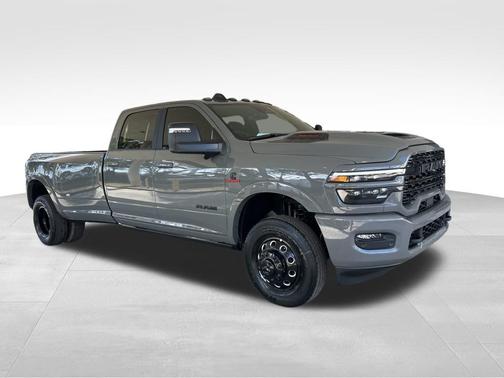 2026 RAM 3500 Limited