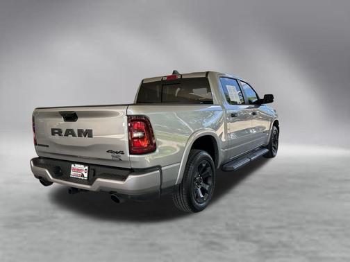Billet Silver Metallic Clearcoat 2025 RAM 1500 Big Horn/Lone Star