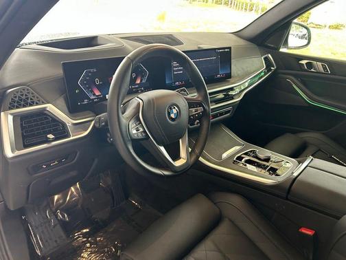 Alpine White 2026 BMW X5 xDrive40i