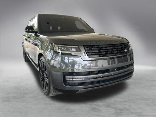 Carpathian Grey 2025 Land Rover Range Rover P400 SE 7 Seat