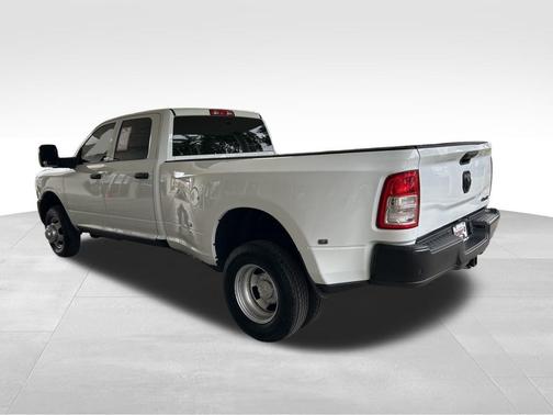 2023 RAM 3500 Tradesman