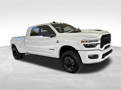 2026 RAM 3500 Limited
