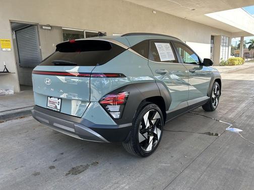 2025 Hyundai KONA Limited