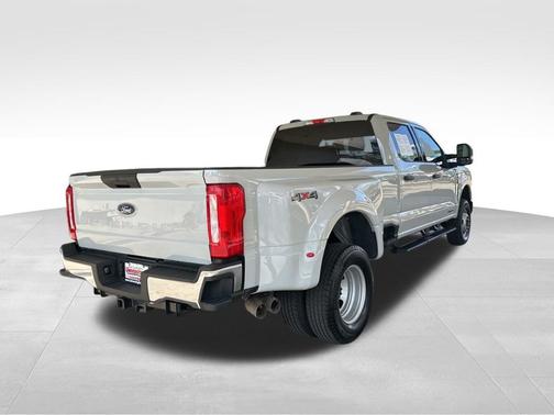 2025 Ford F-350 XLT