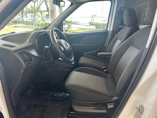 Bright White 2022 RAM ProMaster City Base