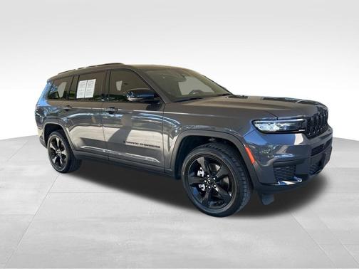 2023 Jeep Grand Cherokee L Laredo