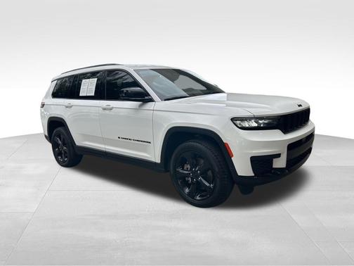 2023 Jeep Grand Cherokee L Laredo